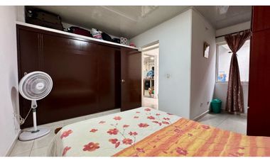 Casa bifamiliar de dos pisos en venta - Barrio Colombina Palmira Valle