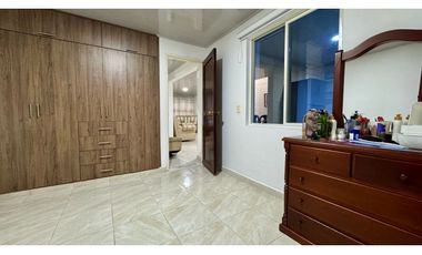 Casa bifamiliar de dos pisos en venta - Barrio Colombina Palmira Valle