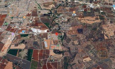 CASA A LA VENTA EN COLONIA ARANDAS CENTRO, FRACCIONAMIENTO TIERRA ROJA, ARANDAS, JALISCO, A 10 MINUTOS DE LA ZONA CENTRO DE ARANDAS.