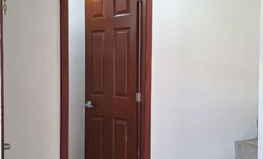 CASA EN VENTA CONOCOTO