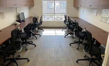 ARRIENDA OFICINA 142 M2, 5 OF, 4 BAÑOS, SAN ANTONIO SANTIAGO CASCO HISTORICO