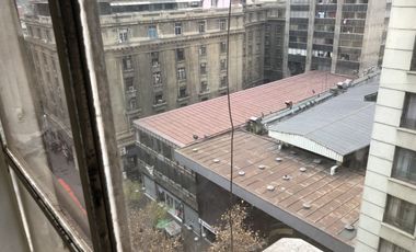 ARRIENDA OFICINA 142 M2, 5 OF, 4 BAÑOS, SAN ANTONIO SANTIAGO CASCO HISTORICO