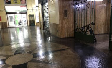 ARRIENDA OFICINA 142 M2, 5 OF, 4 BAÑOS, SAN ANTONIO SANTIAGO CASCO HISTORICO