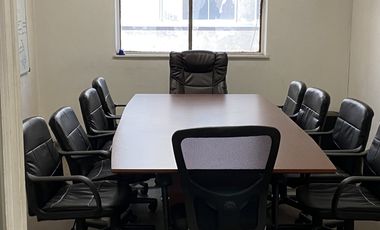 ARRIENDA OFICINA 142 M2, 5 OF, 4 BAÑOS, SAN ANTONIO SANTIAGO CASCO HISTORICO