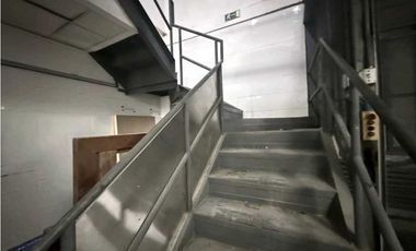 ALQUILER LOCAL COMERCIAL EDIFICIO RIO ABAJO