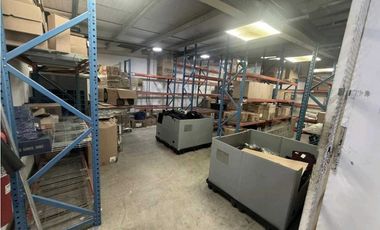 ALQUILER LOCAL COMERCIAL EDIFICIO RIO ABAJO