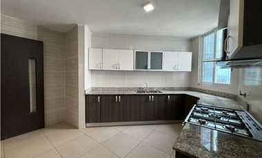 VENTA DE APARTAMENTO AMOBLADO DEL ESTE COUNTRY CLUB DISPO FEB JP