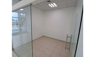 ALQUILO LOCAL COMERCIAL PLAZA COSTA DEL ESTE