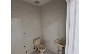 ALQUILO LOCAL COMERCIAL PLAZA COSTA DEL ESTE