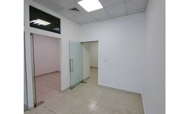 ALQUILO LOCAL COMERCIAL PLAZA COSTA DEL ESTE