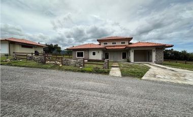 SE VENDE VILLA EN BOQUETE