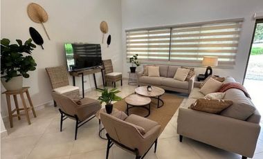 SE VENDE CASA AMOBLADA EN BOQUETE