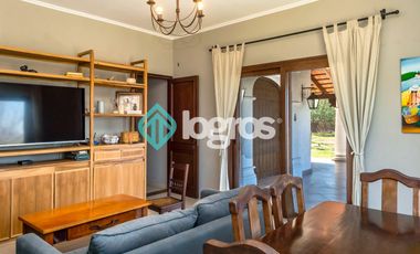 Casa en venta - APTA CREDITO - En La Aguada