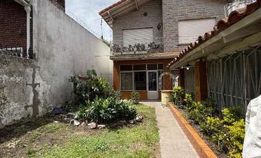 Chalet en alquiler en Burzaco Oeste