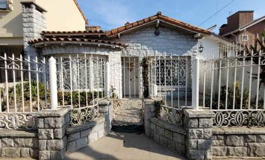 Chalet en alquiler en Burzaco Oeste