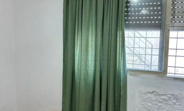 Casa en venta en Isidro Casanova