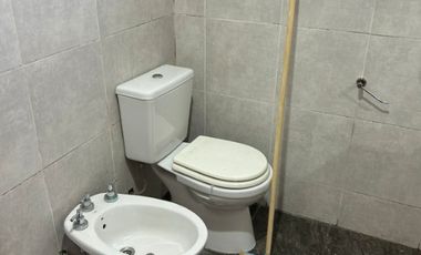 Casa en venta en Isidro Casanova