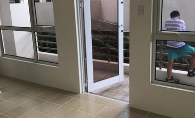 For Sale 3Br Bi-Level Penthouse w/ Balcony in Sta. Mesa Manila