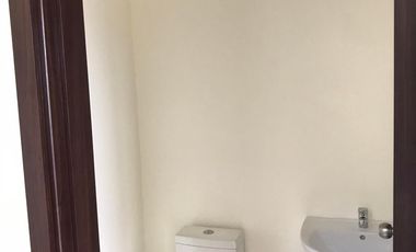 For Sale 3Br Bi-Level Penthouse w/ Balcony in Sta. Mesa Manila