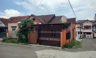 Turun Rumah Dijual Puri Cibeureum Kota Sukabumi Hook menghadap Utara