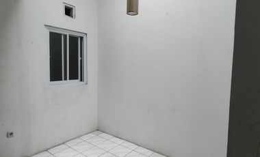 Turun Rumah Dijual Puri Cibeureum Kota Sukabumi Hook menghadap Utara