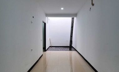 Jual Rumah Di Royal Serpong Village Dekat BSD