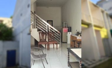 DIJUAL TOWN HOUSE JALAN MAYOR SALIM BATUBARA – GRESIK SEKIP PALEMBANG