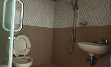 DIJUAL TOWNHOUSE JALAN CUT NYAK DIEN KAMBANG IWAK PALEMBANG