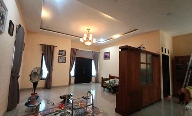DIJUAL 2 RUMAH JADI 1 FULL FURNISH PERUMNAS TALANG KELAPA