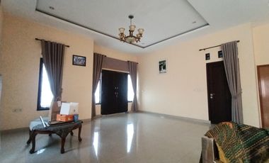 DIJUAL 2 RUMAH JADI 1 FULL FURNISH PERUMNAS TALANG KELAPA