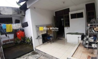 Rumah Luas Murah di Kadipiro dkt Kampus Duta Bangsa Akses ke Kota Solo