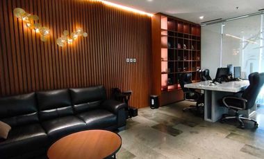 Disewakan office gold coast PIK luas 200m full furnish BAGUS Sea view