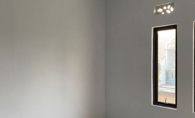 Disewakan rumah baru 2 lantai di harapan indah bekasi