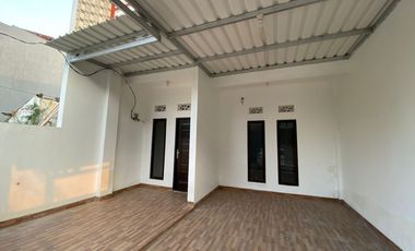 Disewakan rumah baru 2 lantai di harapan indah bekasi
