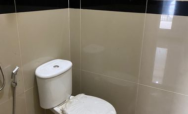 Disewakan rumah baru 2 lantai di harapan indah bekasi