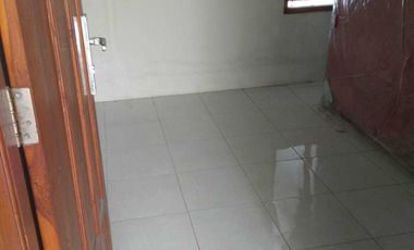 Rumah Dalam Perumahan di Tasikmadu dkt UNS Solo