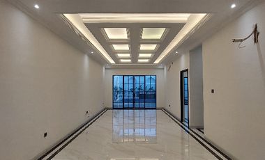 Rumah Baru  Desain Mewah Classic Modern dalam Komplek Kav DKI