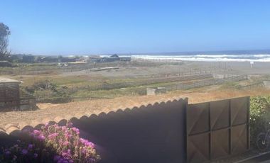 Camino a Punta de Lobos/Comuina de Pichilemu - Casa - Venta