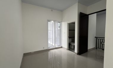 Rumah Siap Huni 2 Lantai, Depok. Bayar 5 Juta All In! Tanpa BI Checking!