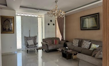 Rumah Mewah Furnish di Citra land Celebes