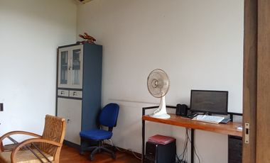 LINGKUNGAN AMAN & NYAMAN Rumah 2 Lantai Deltasari Waru Sidoarjo