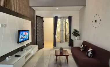 sewa Laguna Pakuwon city, 180m2 furnish bersih. san antonio, diego