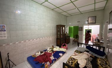 Rumah cantik di kampung dekat kelurahan serengan Solo