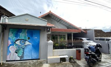 Rumah cantik di kampung dekat kelurahan serengan Solo