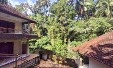 Villa Murah Los Sungai View Lembah Dekat Central Ubud di Jalan Suweta