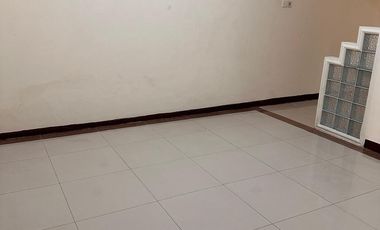Disewakan Rumah Di Manyar Kertoarjo Surabaya