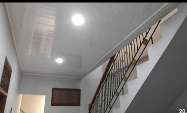 Disewa rumah 2 lantai Duren Sawit Jakarta Timur