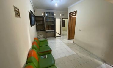 DIJUAL MURAH RUMAH 2 LT DI METLAND MENTENG CAKUNG JAKARTA TIMUR