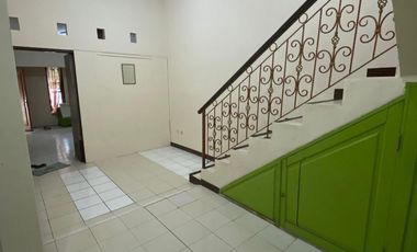DIJUAL MURAH RUMAH 2 LT DI METLAND MENTENG CAKUNG JAKARTA TIMUR