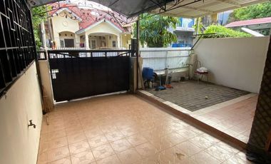 DIJUAL MURAH RUMAH 2 LT DI METLAND MENTENG CAKUNG JAKARTA TIMUR